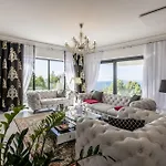 Villa Berfami Excelsior - Jacuzzi&Pool * Podstrana