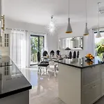 Villa Berfami Excelsior - Jacuzzi&Pool * Podstrana