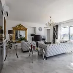 Villa Berfami Excelsior - Jacuzzi&Pool Villa