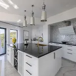 Villa Berfami Excelsior - Jacuzzi&Pool Villa