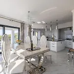 Villa Berfami Excelsior - Jacuzzi&Pool *