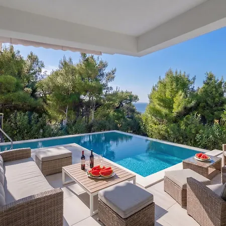 Villa Villa Berfami Excelsior - Jacuzzi&Pool Podstrana