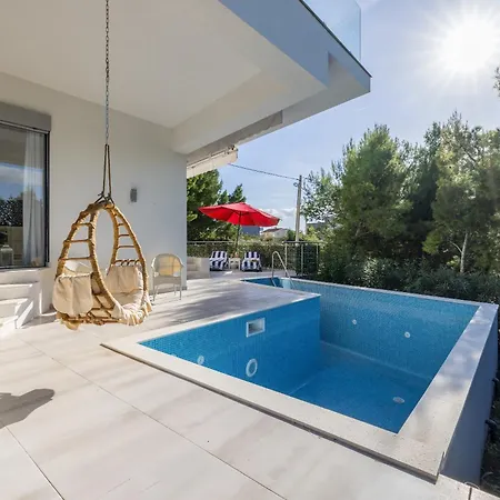 Villa Berfami Excelsior - Crafted For Elites