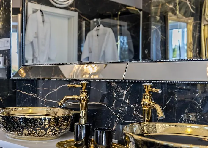 别墅 Berfami Excelsior - Crafted For Elites *