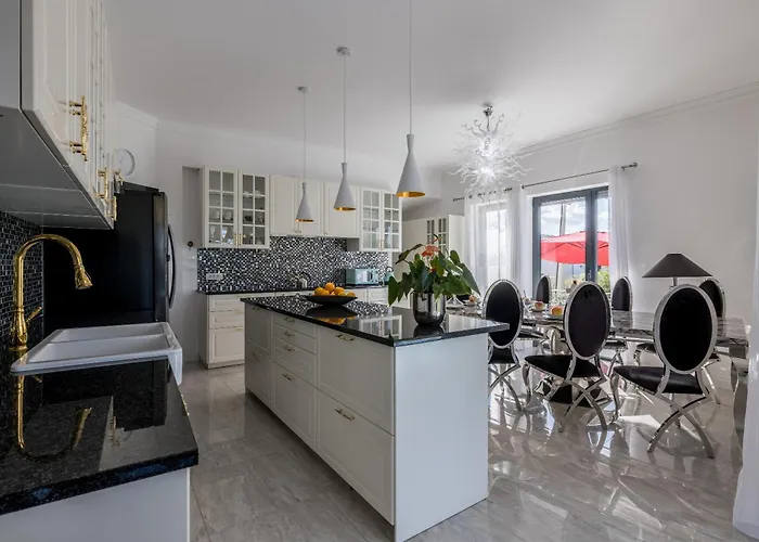 Berfami Excelsior - Crafted For Elites 别墅